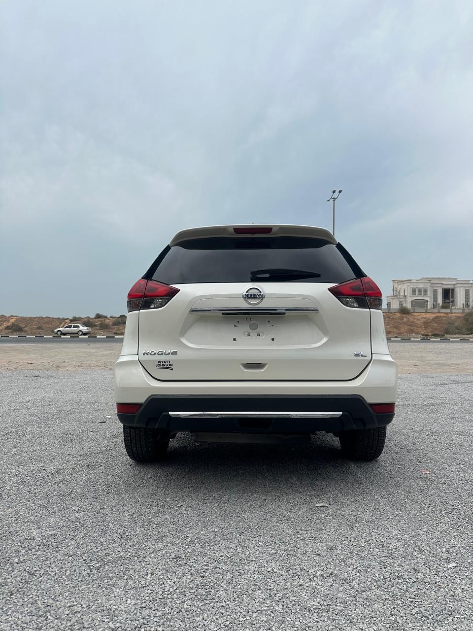 
								NISSAN ROGUE ( Japanis) full									