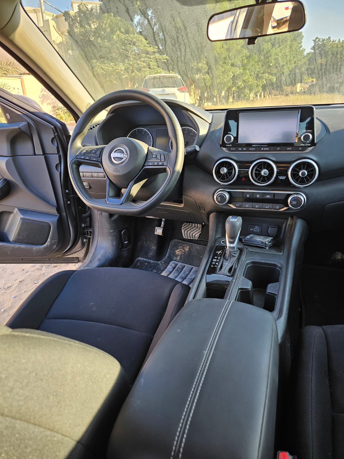 
								Nissan Sentra full									