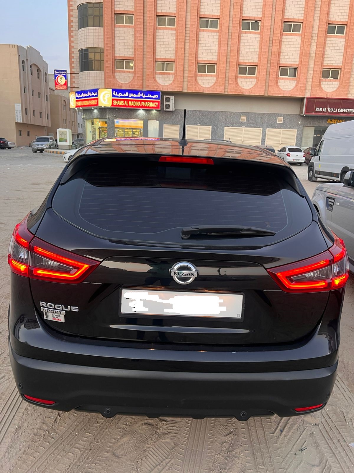
								Nissan Rogue Sport 2020 ( xtrail) full									