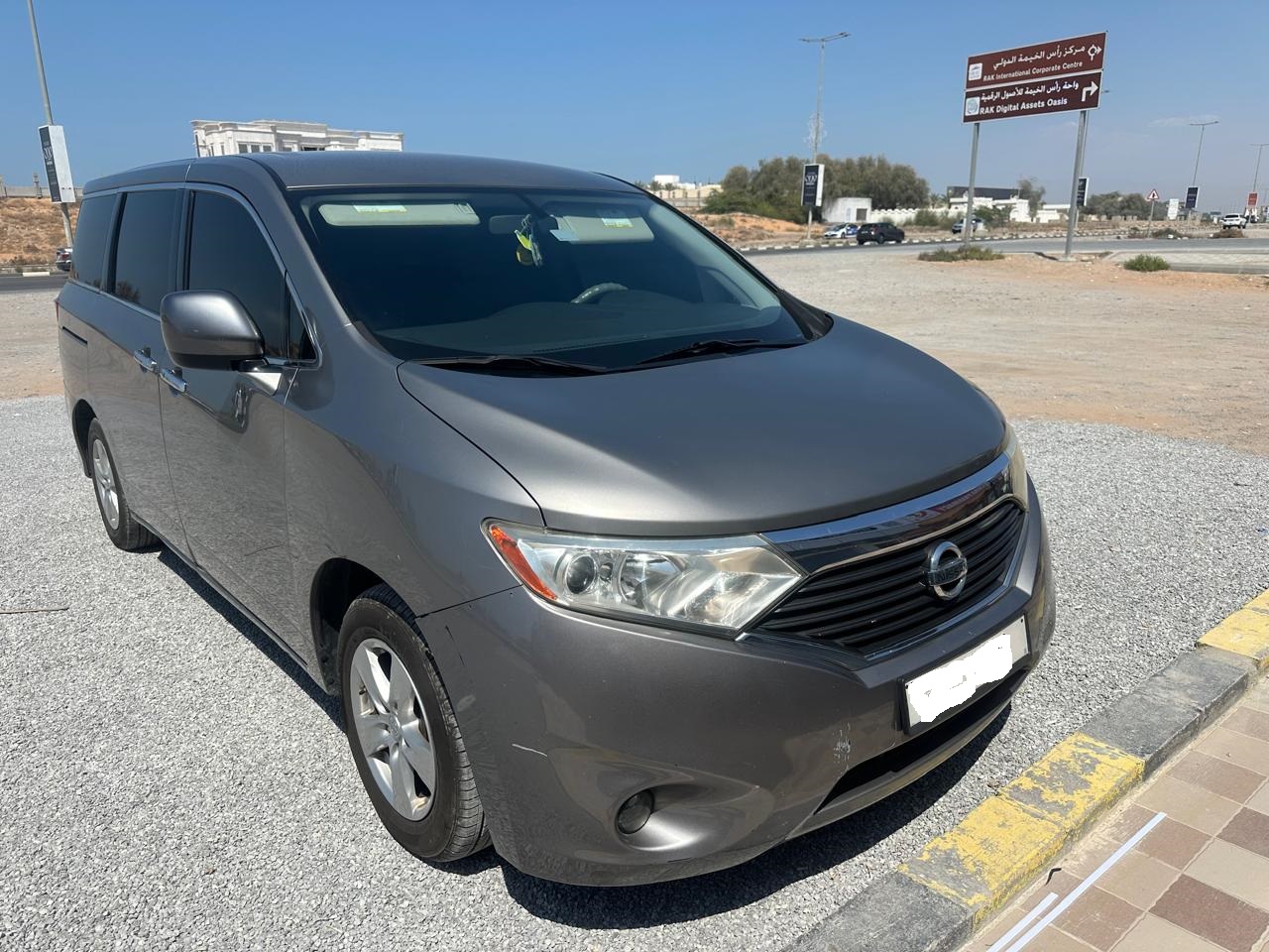 
								NISSAN Quest full									