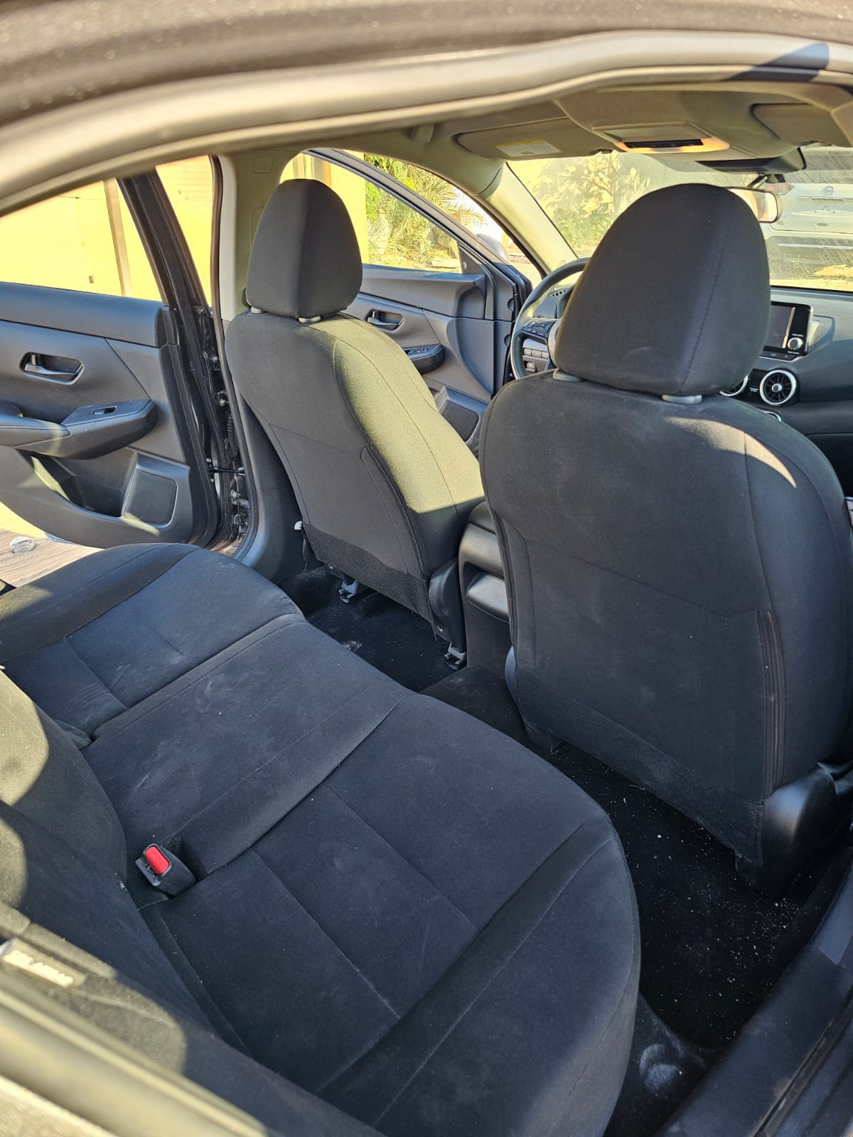 
								Nissan Sentra full									