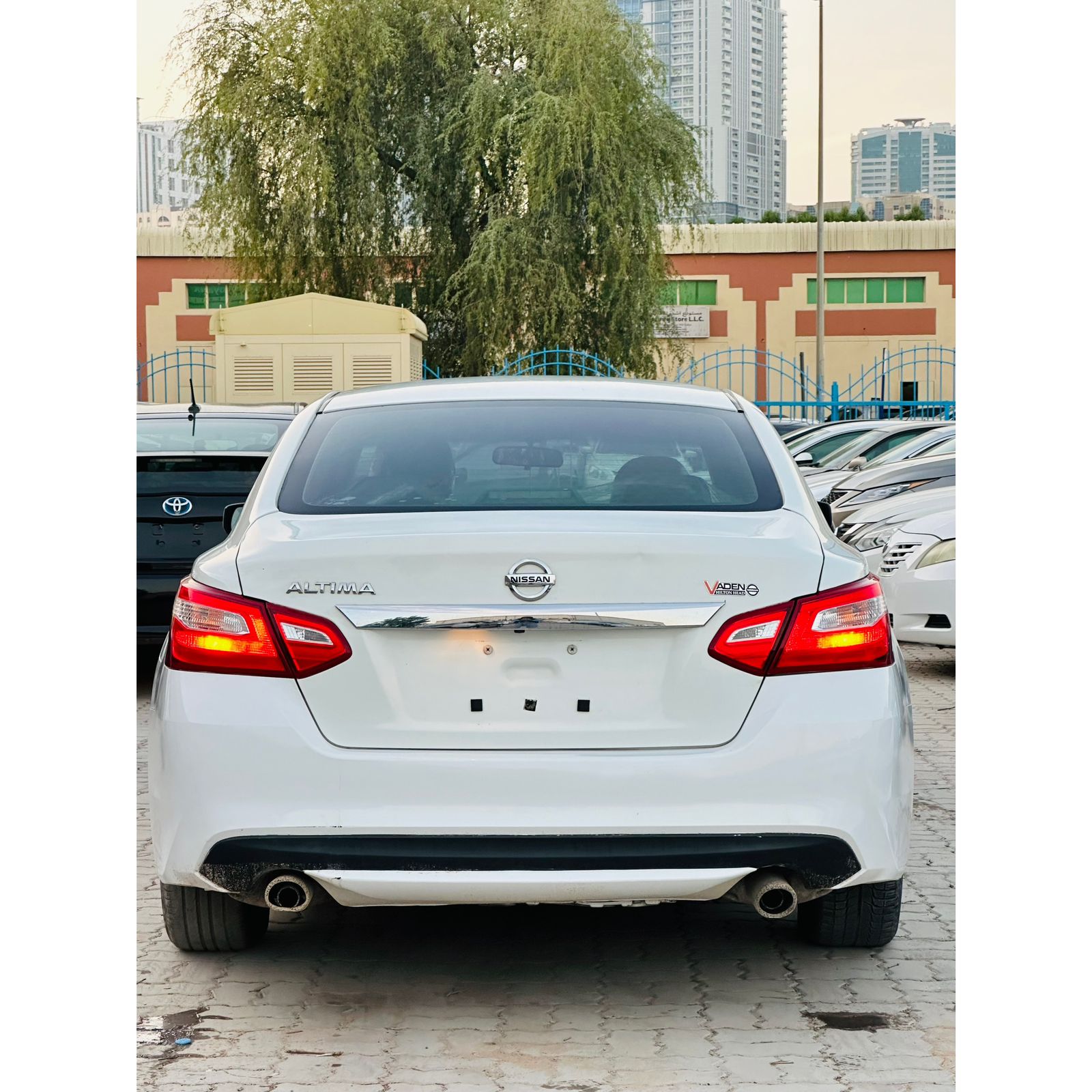 
								NISSAN ALTIMA full									