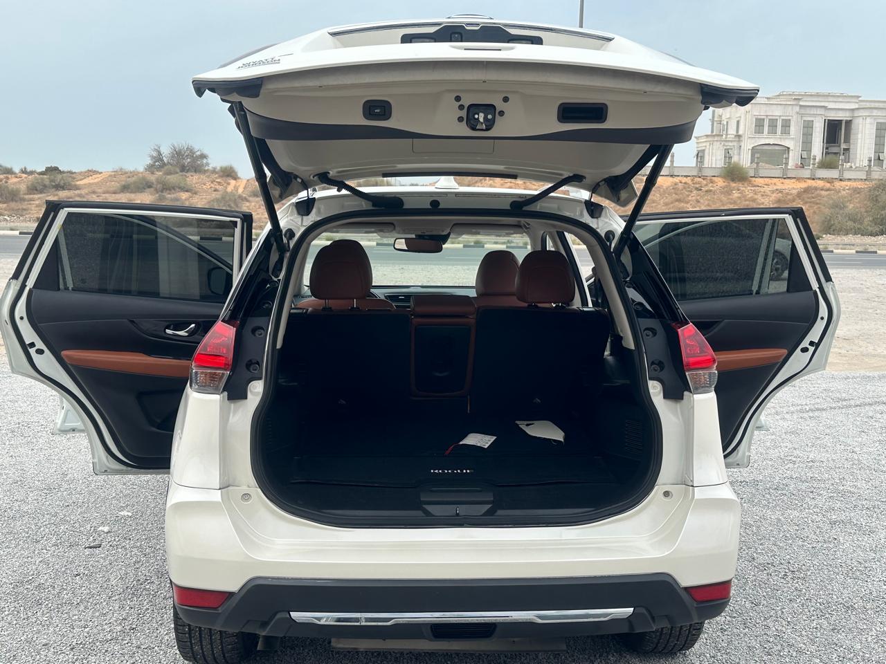 
								NISSAN ROGUE ( Japanis) full									