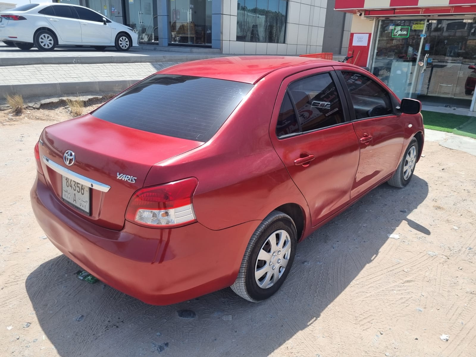 
								TOYOTA YARIS full									