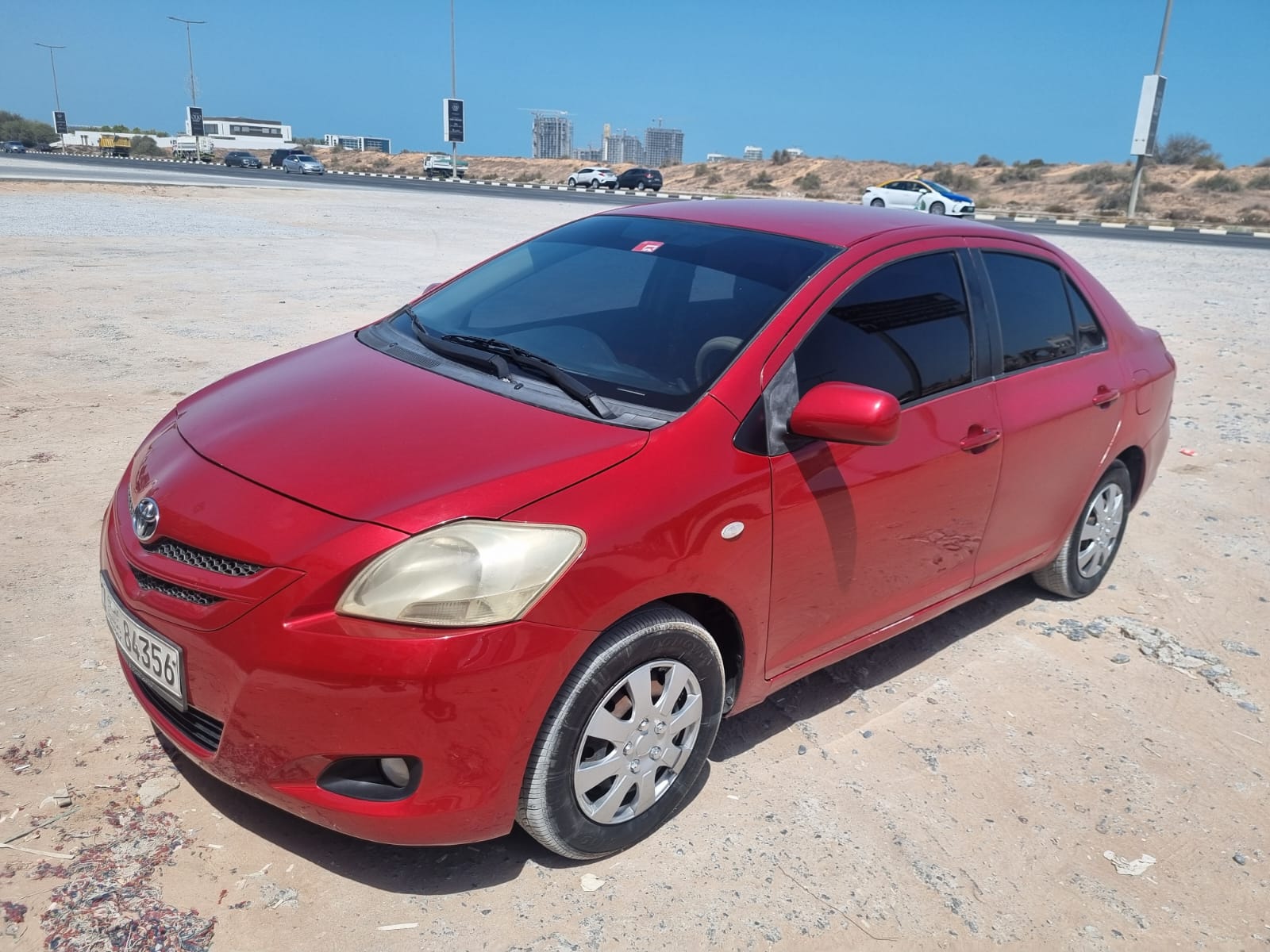 
								TOYOTA YARIS full									