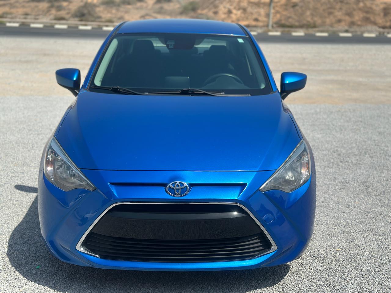 
								Toyota Yaris 2018 full									
