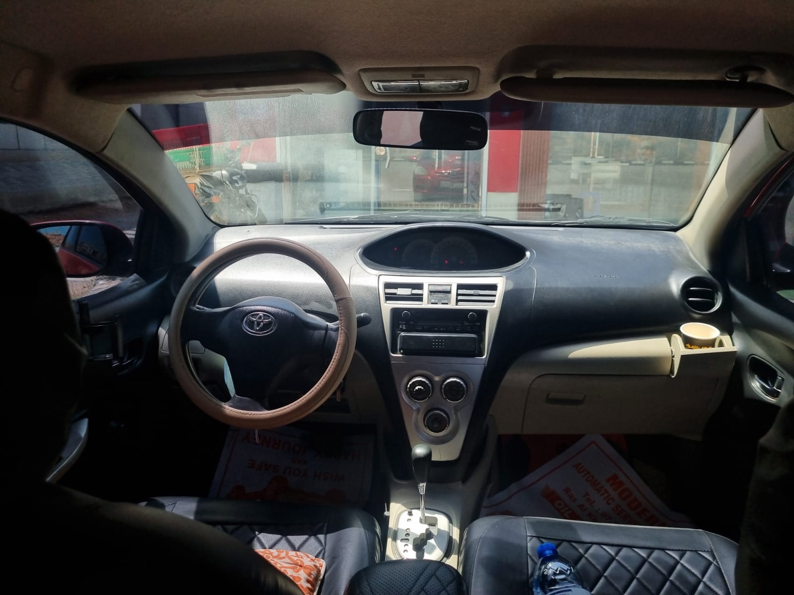 
								TOYOTA YARIS full									