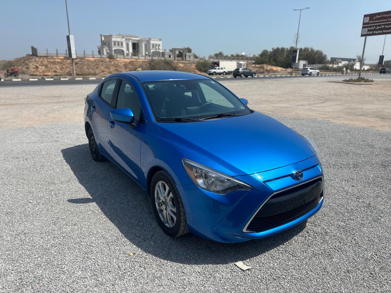 
								Toyota Yaris 2018 full									