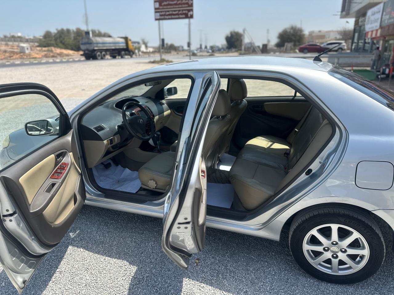 
								Toyota Yaris 2006 full									