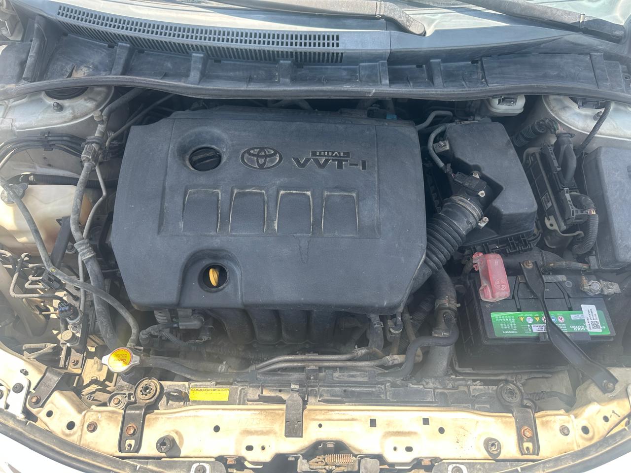 
								Toyota Corolla full									