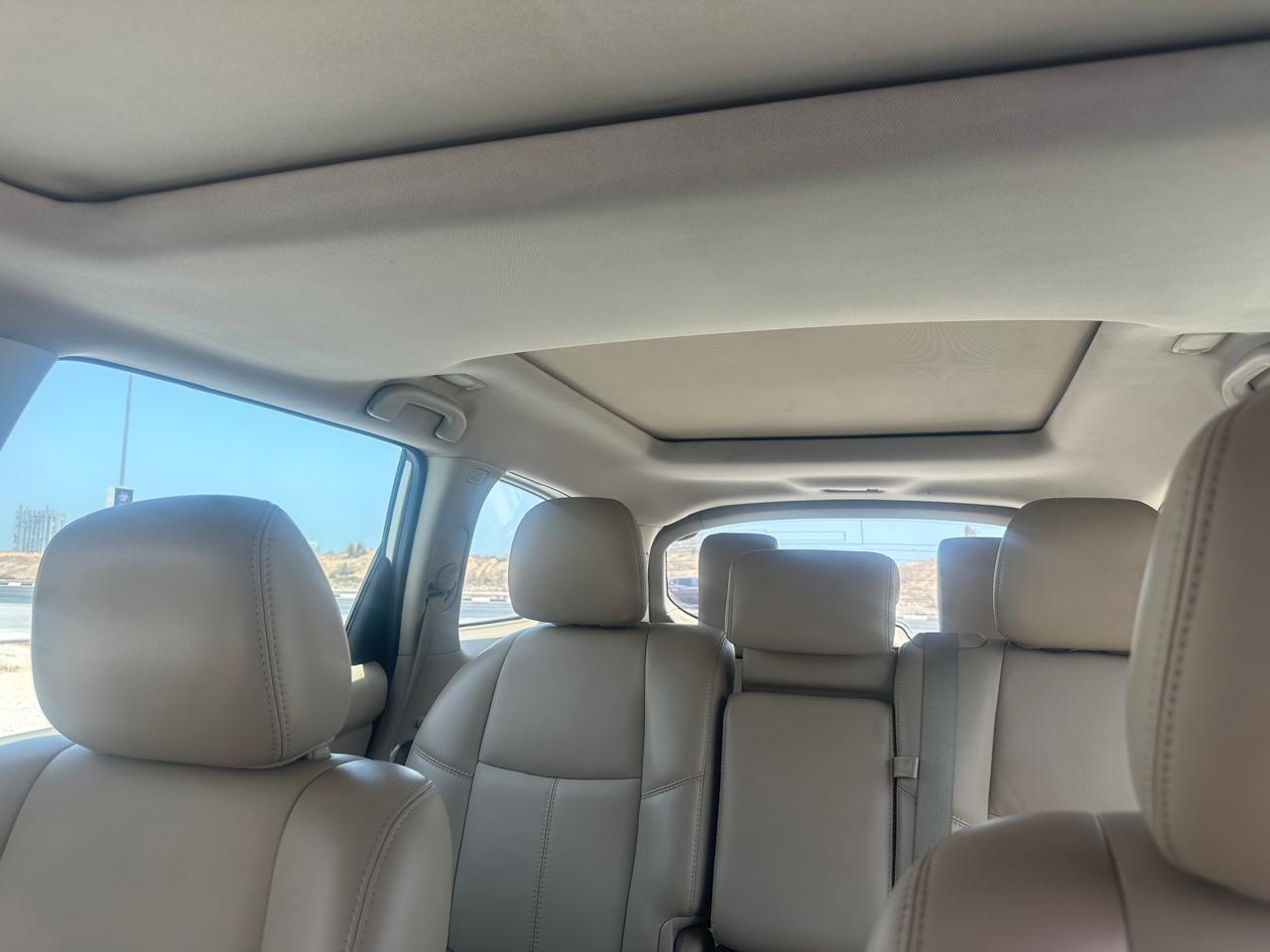 
								NISSAN PATHFINDER (7 Seater) full									