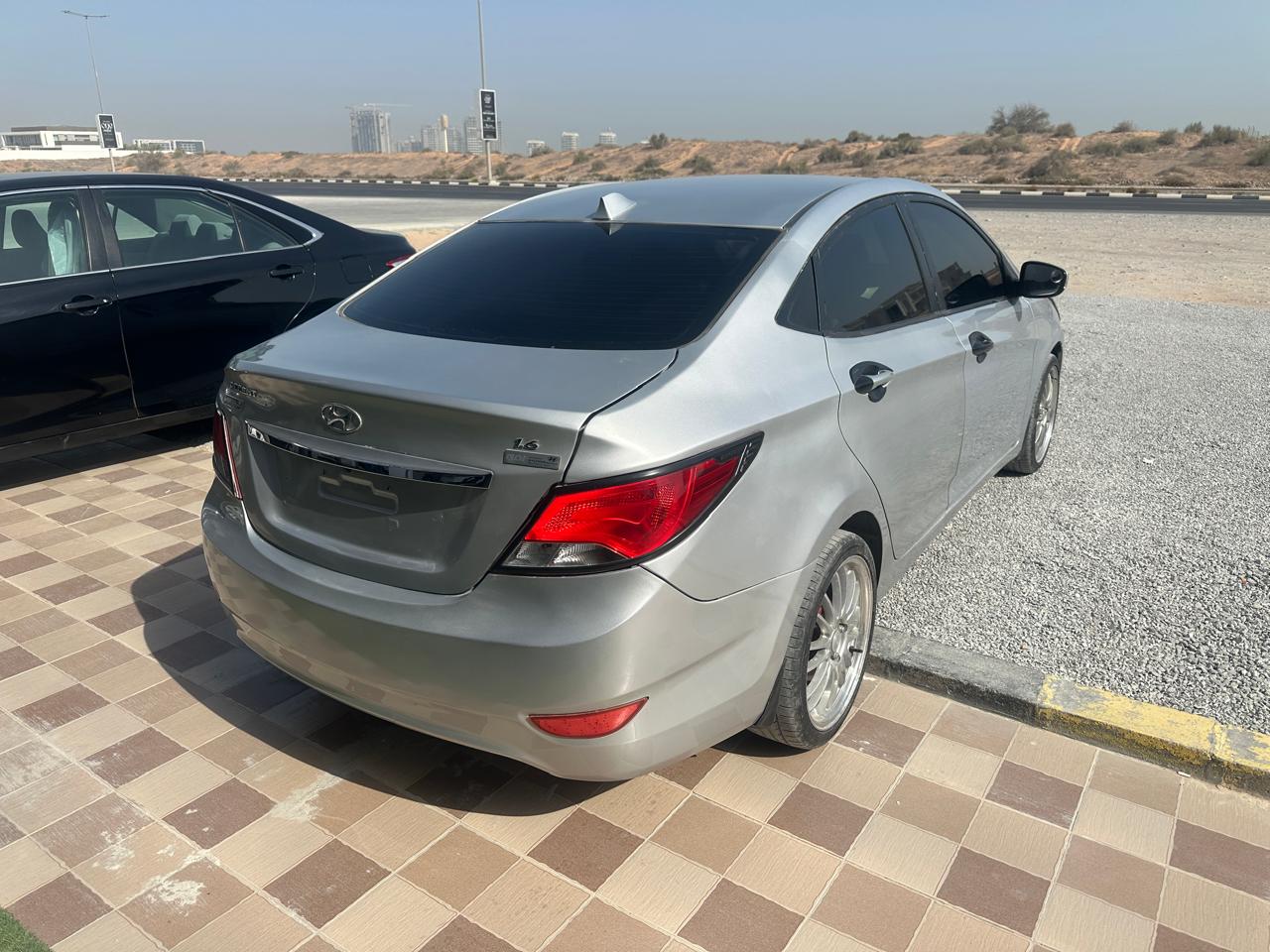 
								Hyundai Accent 2016 full									